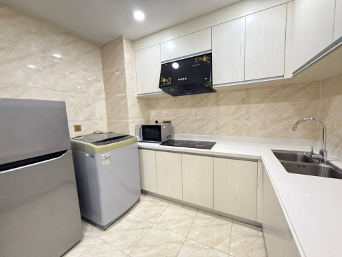 Unit 2 bedroom Available to rent Next to National Stadium