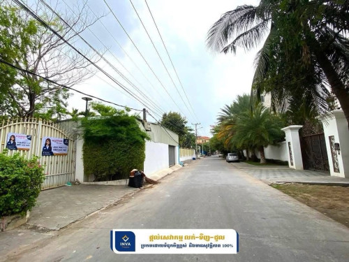 វីឡាជួលនៅជ្រោយចង្វារ