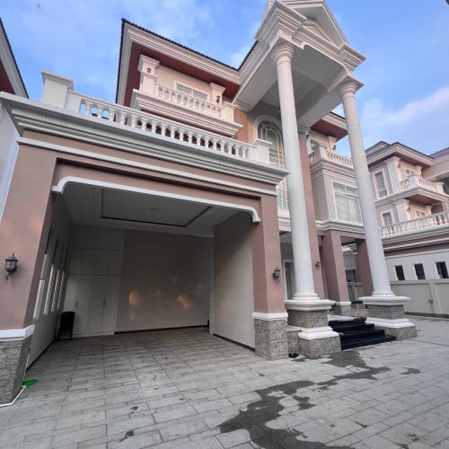 Villa for RENT! • Location: Borey Peng Huoth diamond, AEon3 area Hun Sen 60m.Blvd