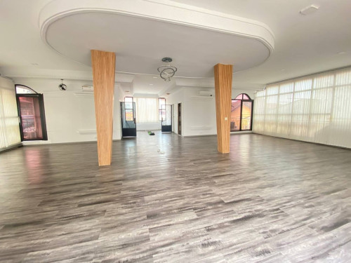 Villa for Rent on Main Road – Street 214, Sangkat Chaktomuk, Daun Penh