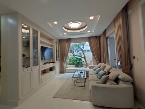 Villa Queen B 5 Beddroom Corner House  For Rent At Peng Hout Beoung Snor || 3500$/Month