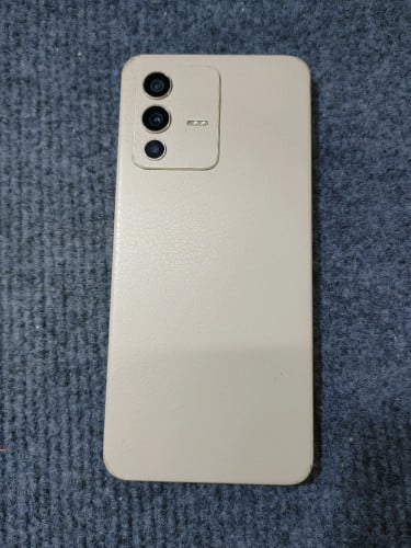 Vivo V23 5G ក្រុមហ៊ុន 256G