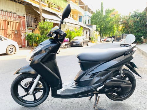 YAMAHA MIO (510$)2010 Japan 115cc have id card