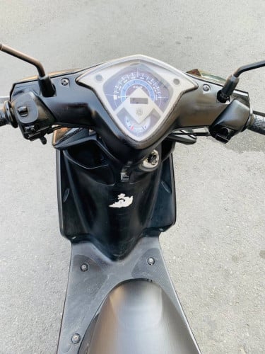 YAMAHA MIO (510$)2010 Japan 115cc have id card