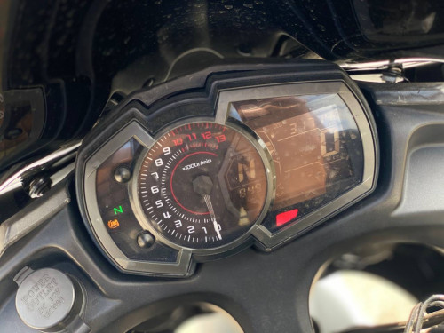 Zx 650rr2019 លក់ប្រញាប់លុយ