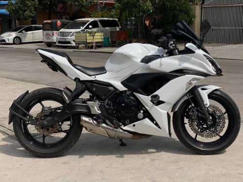 Zx 650rr2019 លក់ប្រញាប់លុយ