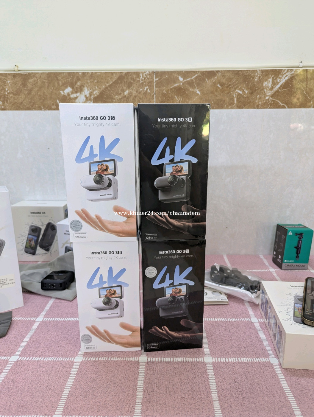 Insta360 GO 3S SD 128GB ថ្មី