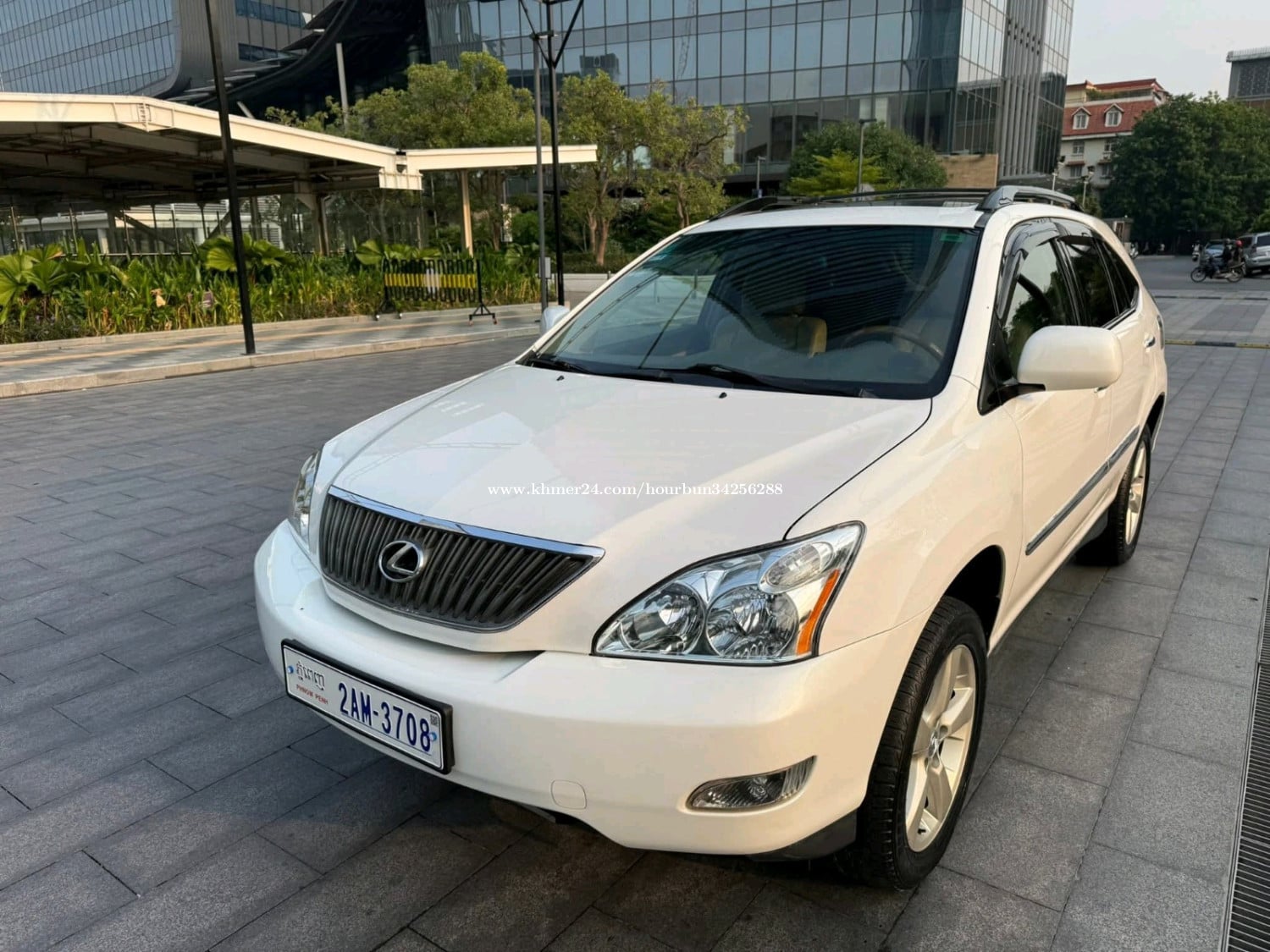 Lexus330 H/F/pong1/2AM 22700$