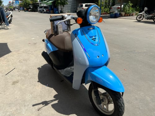 ម៉ូតូ ថ្មី លក់ក្រោមទីផ្សារ