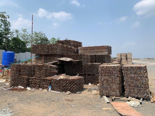 រន្ទា ជន្ទល់លក់ឡៃឡុង