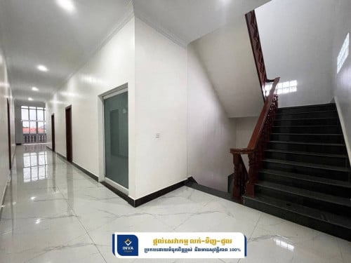 អាគារជួលលើផ្លូវ42