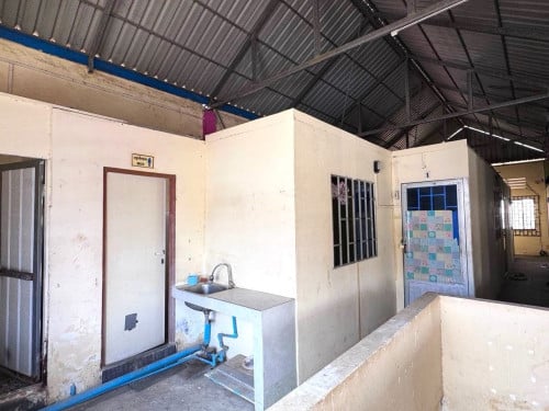 ផ្ទះអាជីវកម្មលក់បន្ទាន់ខ្លាំង ទីតាំងនៅសែនសុខ