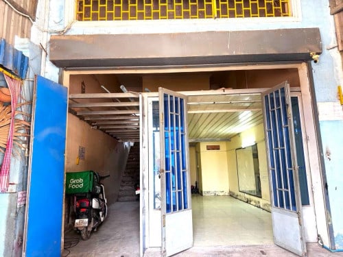 ផ្ទះអាជីវកម្មលក់បន្ទាន់ខ្លាំង ទីតាំងនៅសែនសុខ