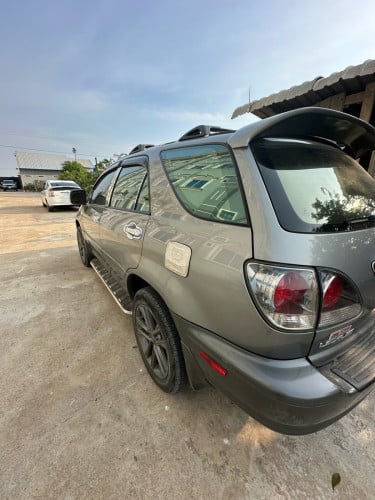 លក់បងប្អូន