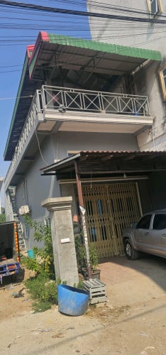 ផ្ទះល្វែងឯកជនលក់ ក្បែរផ្សារទួលពង្រ