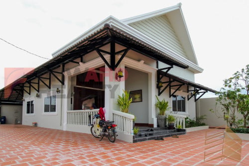 ក្រុងតាខ្មៅ​ វីឡា |៣បន្ទប់គេង| ៤បន្ទប់ទឹក| លក់