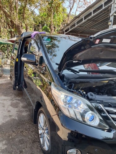 រថយន្តលក់បន្ទាន់ ប្រញាប់លុយ