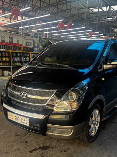 Starex 2008 លក់