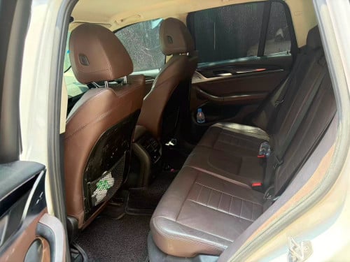 自用18年BMW X3 转售Resale of my 2018 BMW X3 (personally owned).