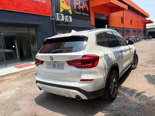 自用18年BMW X3 转售Resale of my 2018 BMW X3 (personally owned).