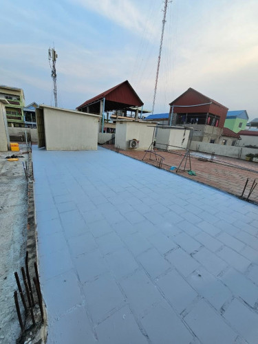 ផ្ទះសង់ថ្មី (ជួល)270 telegram 0962449394
