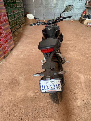 ម៉ូតូក្រុមហ៊ុនថ្មី 2024 ម្ចាស់ផ្ទាល់ គីឡូហ្សុីន 800km កូនសោរ2