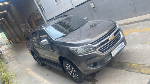 ឡានស្អាតមិនសូវប្រេី Chevrolet Colorado LTZ 2017