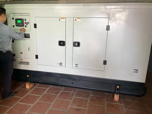 (Yuchai) 120KVA Operating time: 1 hour, 99.99% new,  តម្លៃចរចាបាន