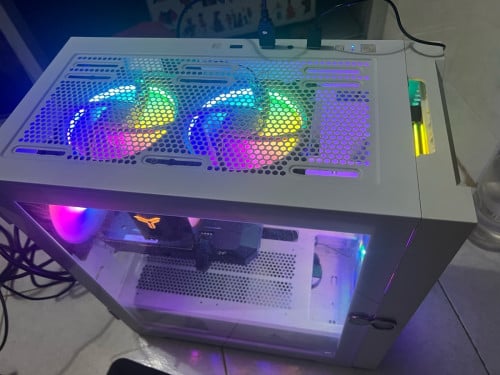 លក់ desktop 99% new ប្រើផ្ទាល់ខ្លួន ព្រោះមិនសូវមានពេលប្រើ