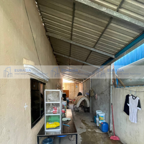 ផ្ទះលក់ក្នុងតំបន់អ៊ូអរ ចោមចៅ២ | Family Home with Extra Side Land