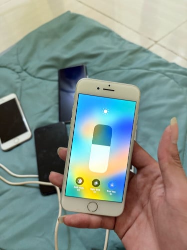 លក់ទូរសព្ទ iphone 8