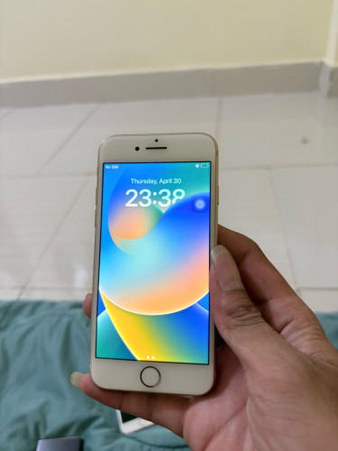 លក់ទូរសព្ទ iphone 8