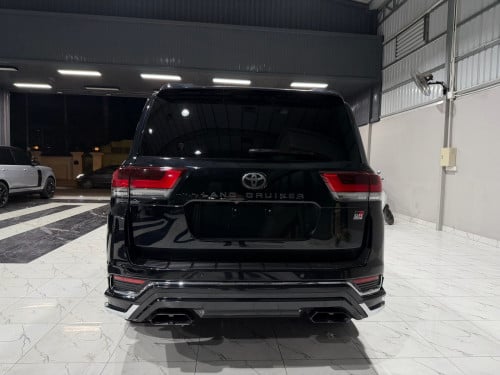 លក់​ Land Cruiser 023 GR.Sport full optionកប់​ ធានា​ថ្នាំ​សុីនមួយជុំ​ ម្ចាស់ដេីម​ផ្ទាល់​