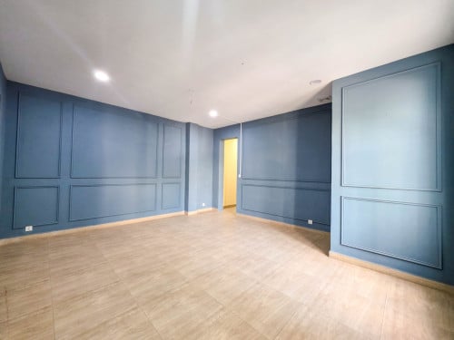 ការិយាល័យសម្រាប់ជួល/OFFICE SPACE FOR RENT