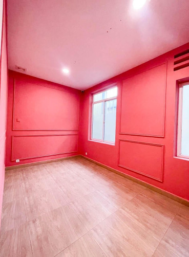 ការិយាល័យសម្រាប់ជួល/OFFICE SPACE FOR RENT
