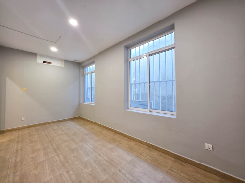 ការិយាល័យសម្រាប់ជួល/OFFICE SPACE FOR RENT