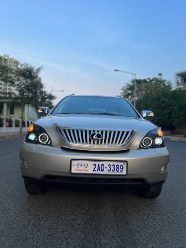 ✍️Lexus RX 330 H/Full ឆ្នាំ2004 pong2 ថ្មីសឹងតែមិនដែលជួបលាងទឹកលក់ ធនាជូនទឹកថ្នាំហ្យីន90%