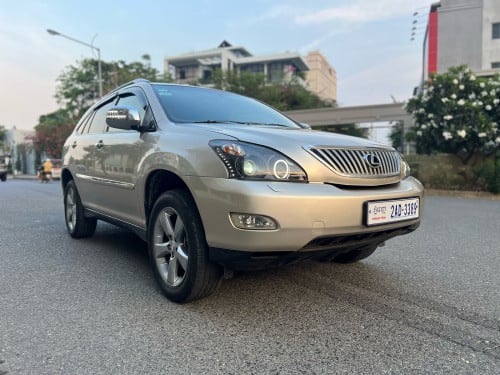✍️Lexus RX 330 H/Full ឆ្នាំ2004 pong2 ថ្មីសឹងតែមិនដែលជួបលាងទឹកលក់ ធនាជូនទឹកថ្នាំហ្យីន90%