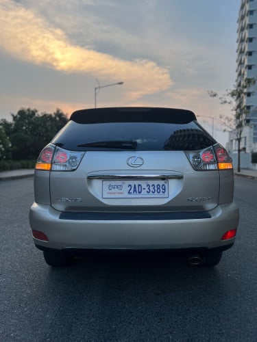 ✍️Lexus RX 330 H/Full ឆ្នាំ2004 pong2 ថ្មីសឹងតែមិនដែលជួបលាងទឹកលក់ ធនាជូនទឹកថ្នាំហ្យីន90%