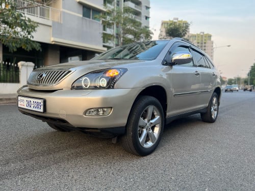 ✍️Lexus RX 330 H/Full ឆ្នាំ2004 pong2 ថ្មីសឹងតែមិនដែលជួបលាងទឹកលក់ ធនាជូនទឹកថ្នាំហ្យីន90%