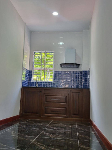🏠ផ្ទះជួល,ទីតាំង​ សាលាសុវណ្ណភូមិ,មាន3បន្ទប់គេង,2000$/ខែ