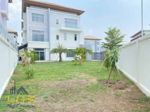 ๐ แแธแกแถแแแ แแแผแแแแถแแธ แแแแแถแแแแฝแ | Single Villa Rose Marry for Rent