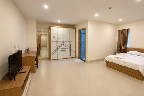 🏢 1 BR Serviced Apartment for Rent in Boeng Reang | Daun Penh Phnom Penh
