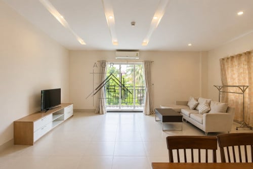 🏢 2 BR Serviced Apartment for Rent in Boeng Reang | Daun Penh Phnom Penh