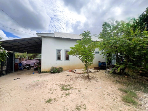 🏦House Available for Urgent Sale at a Special Price (Negotiable).