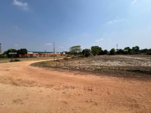 ๐ฆLand Available for Urgent Sale at a Special Price (Negotiable).