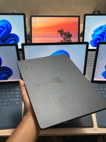 💻 Microsoft Surface Laptop 3 (Premium Ultrabook) - 390$ 💻
