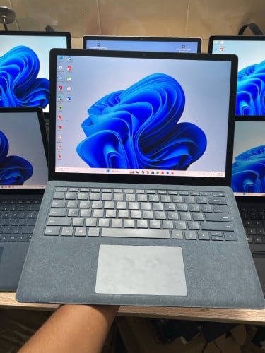 💻 Microsoft Surface Laptop 3 (Premium Ultrabook) - 390$ 💻