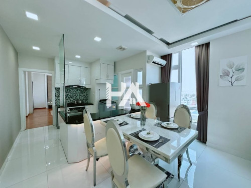 ๐ Infinity 28 Condominium โ For Sale