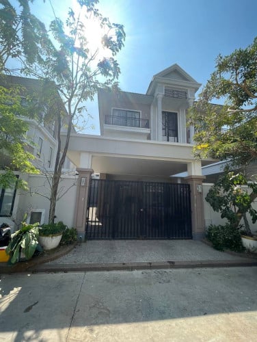វីឡាភ្លោះអេសម្រាប់ជួល | Villa Twin A for Rent In Borey Penghout Boeung Snor